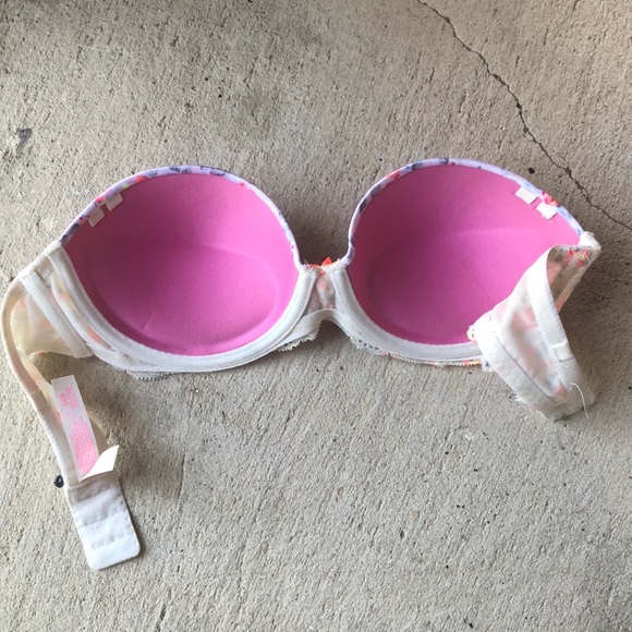 VS Pink Push Up Strapless Bra 🌹 - Picture 2 of 7